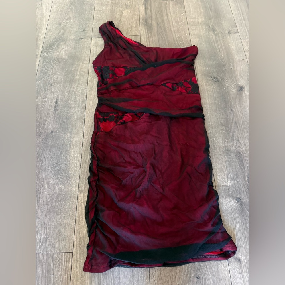 Burgundy One-Shoulder Mesh Ruched Mini Dress – Size M